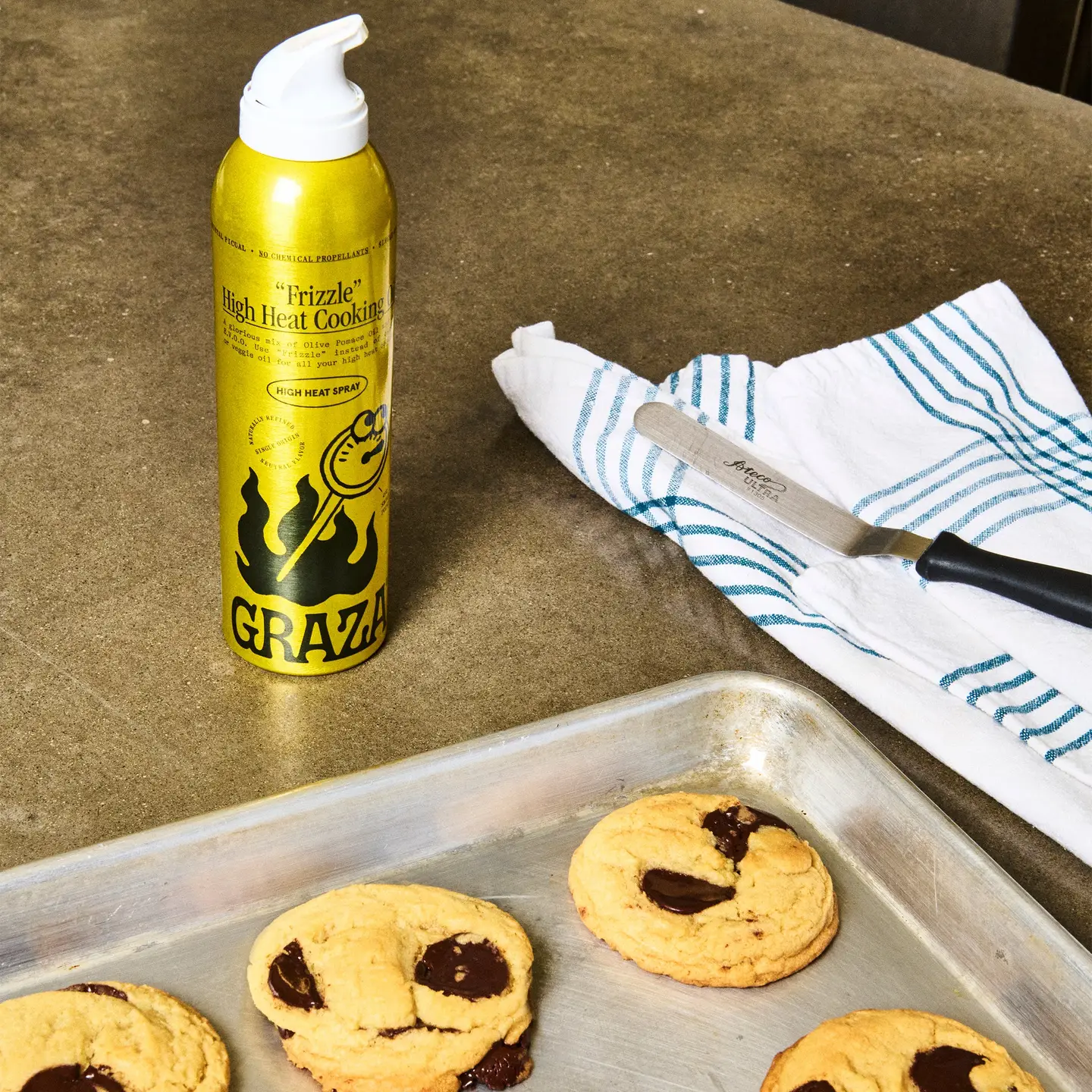 Frizzle Spray Olive Oil - Image 4