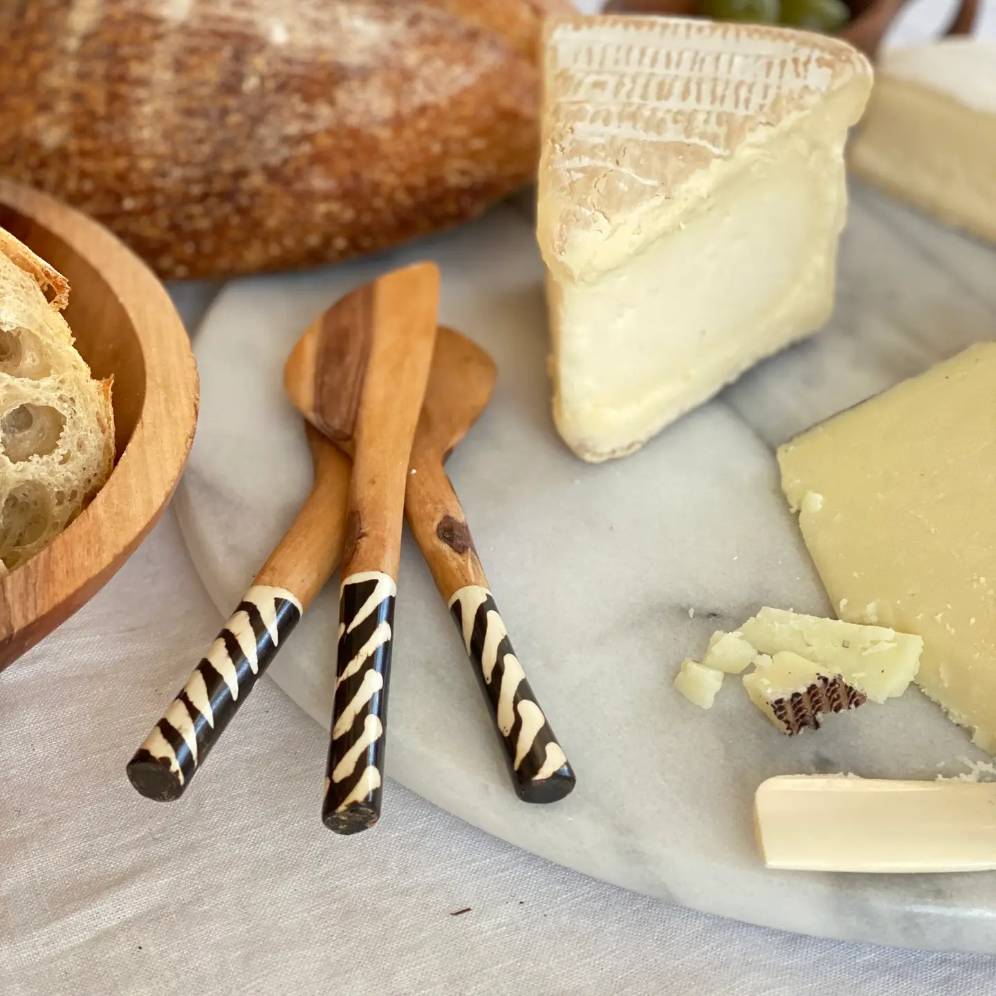 Olive Wood & Bone Appetizer Spreader - Image 2