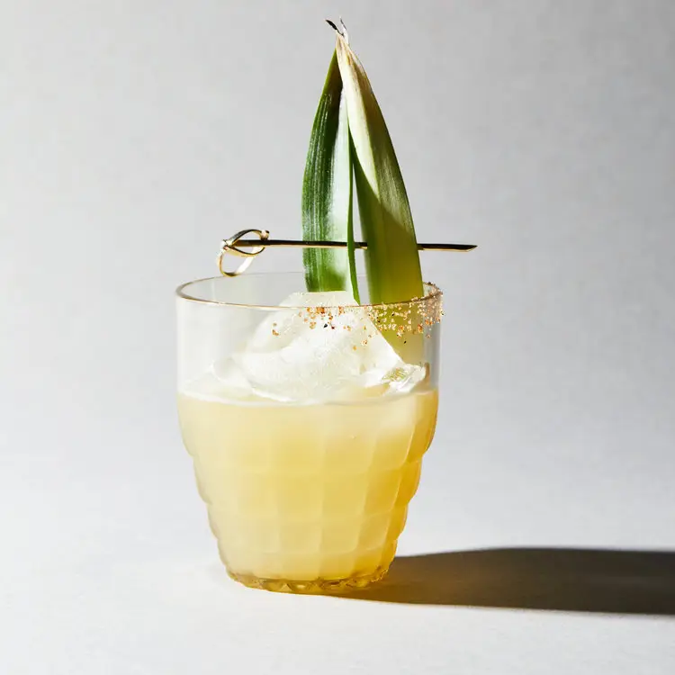 Pineapple Lime Tiki Margarita Cocktail Mixer 16oz - Image 3